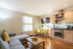 One Bedroom Flat in Bush Hill Park